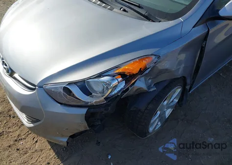 2013 Hyundai Elantra Limited from USA, damaged, VIN KMHDH4AE9DU978096